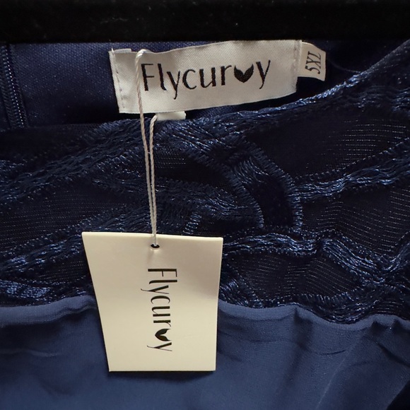 Plus Size Mother of the Groom Navy Evening Gown - Picture 4 of 4